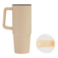 beżowy kubek termiczny ze słomka.webp