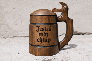 Jesteś Mój Chłop - Dębowy kufel z klapką | prezent dla chłopaka | Prezent na walentynki | Serial 1670 